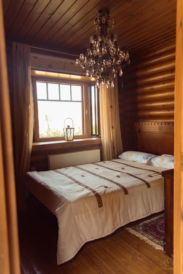 *2 Bdr Log House /Mountains/Queen Bed/Fireplace Gourri Екстериор снимка