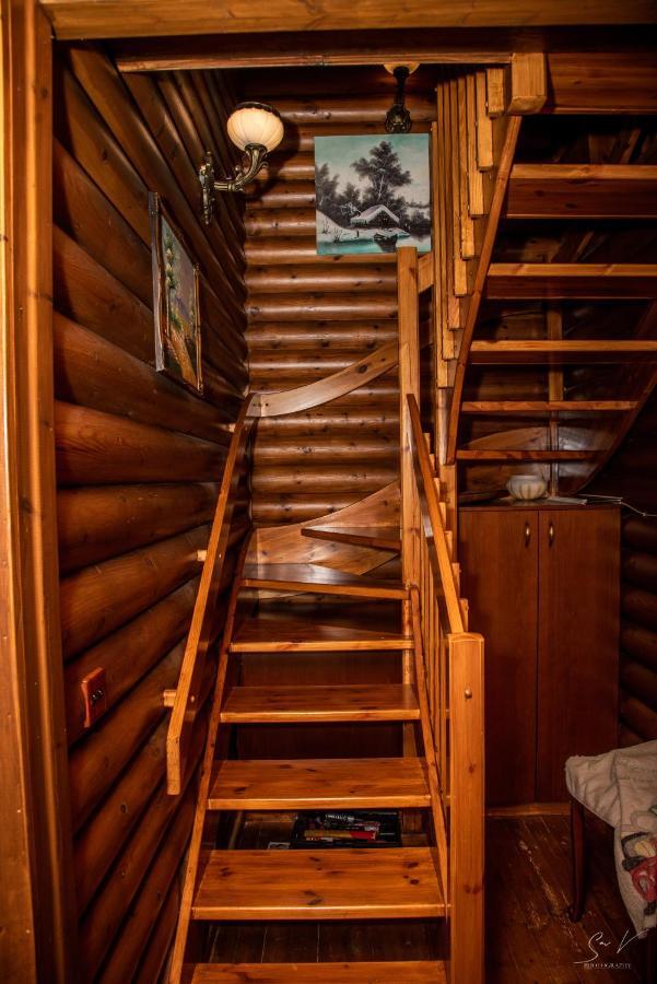 *2 Bdr Log House /Mountains/Queen Bed/Fireplace Gourri Екстериор снимка